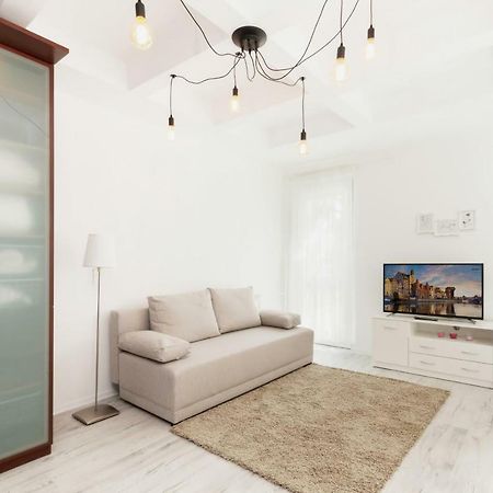 Apartments Gdansk Dworska By Noclegi Renters מראה חיצוני תמונה